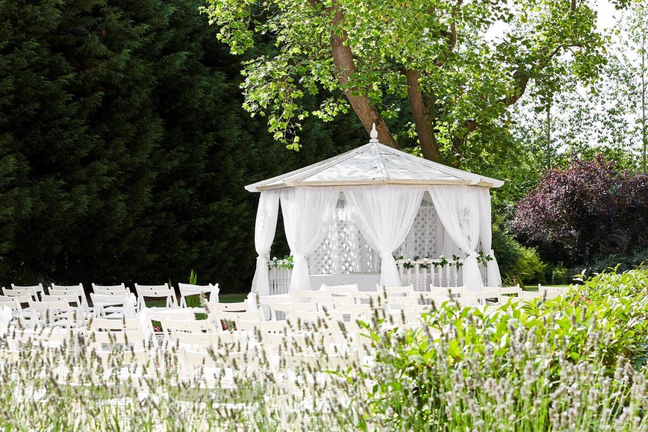 Ettington Chase Hotel Bagian luar foto