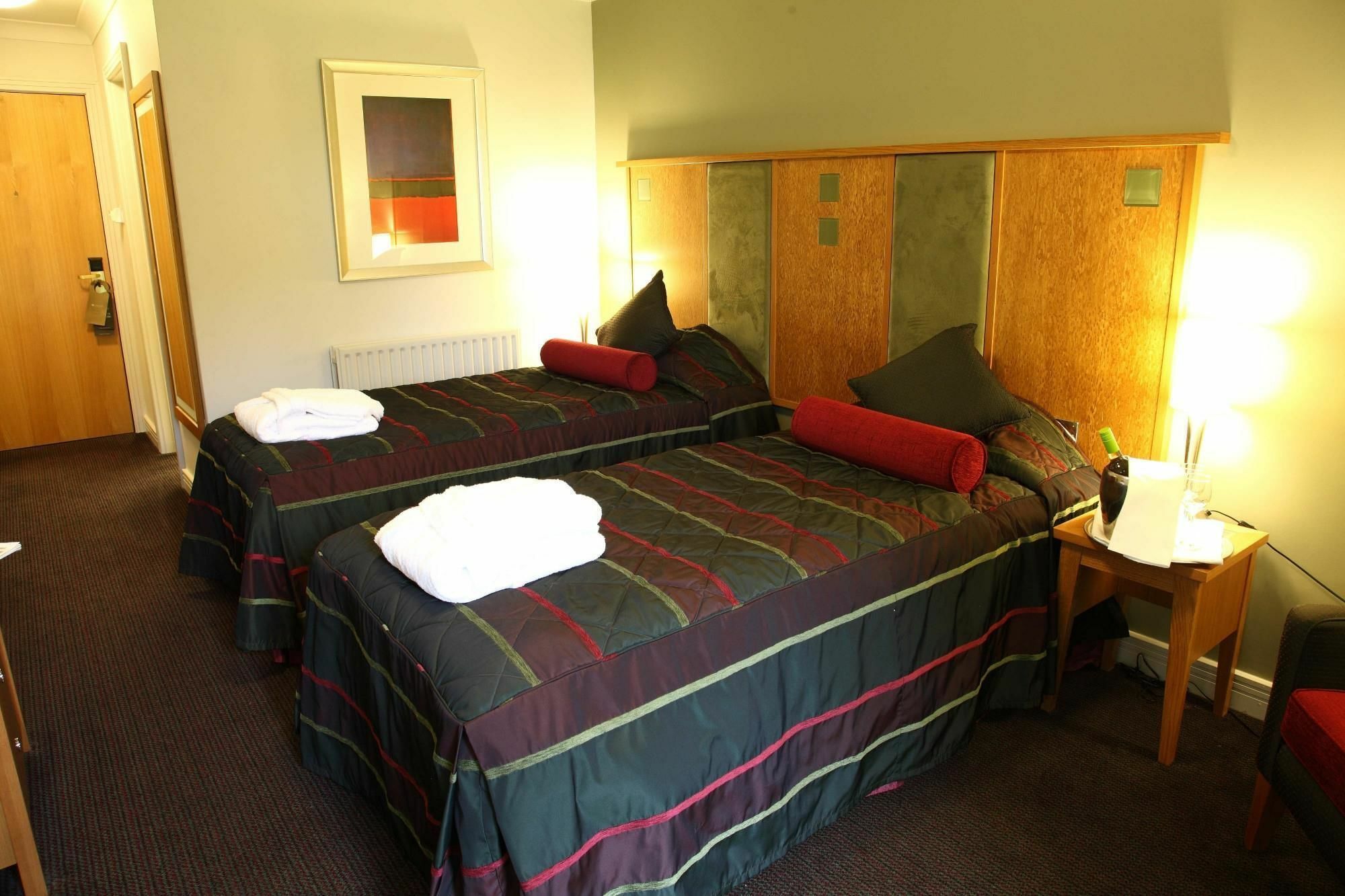Ettington Chase Hotel Bagian luar foto